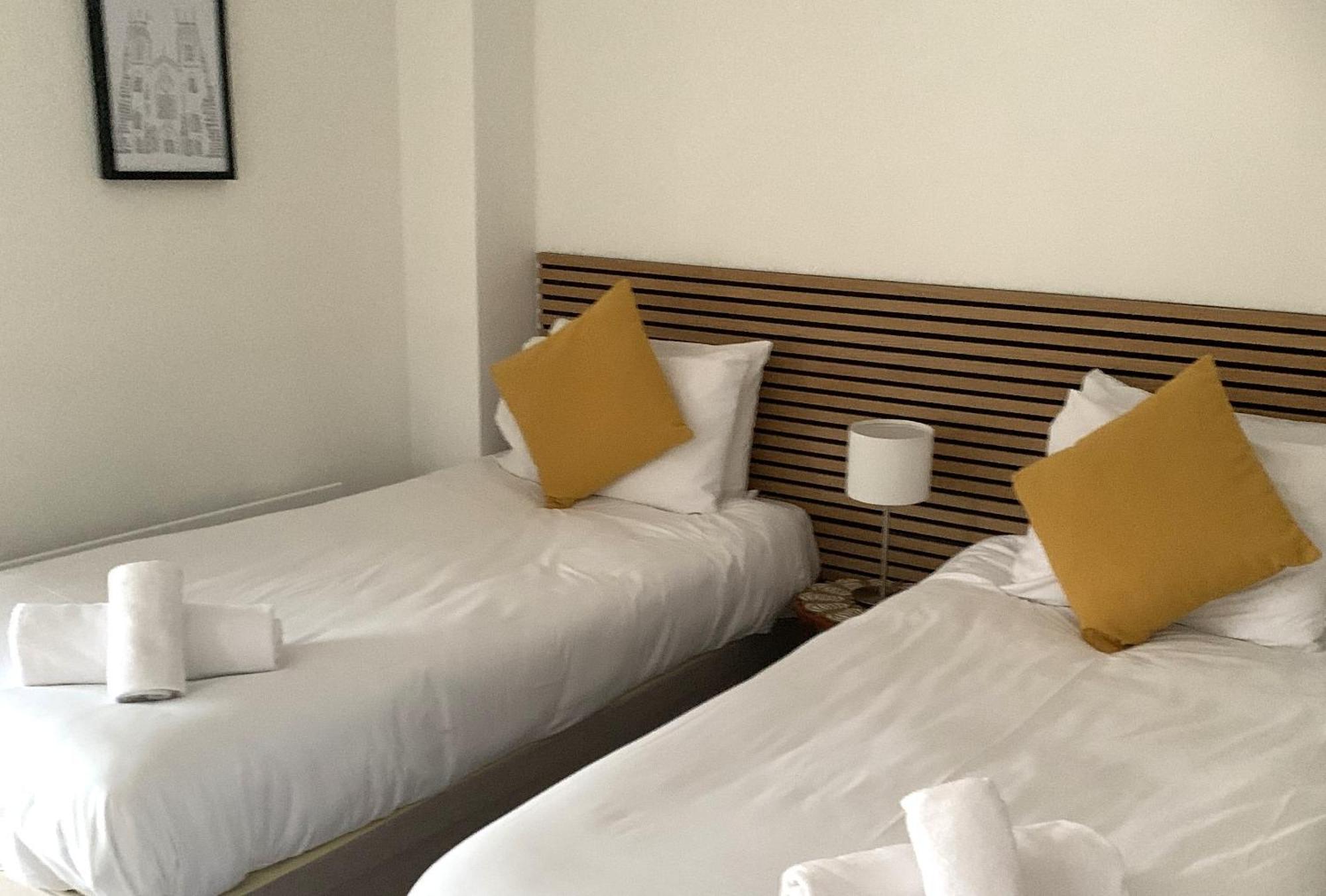 Betty'S Minster View - 6 Twins Or 3 Superkings -Central With Free Parking York Exterior foto